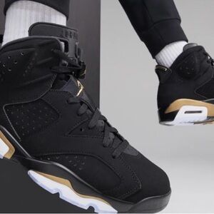 Jordan Men's Black and Metallic Gold High-Top Basketball Sneakers